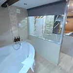 Attic Loft With Rooftop Terrace! 취리히