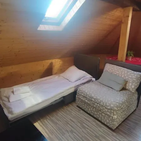 Attic Loft With Rooftop Terrace!