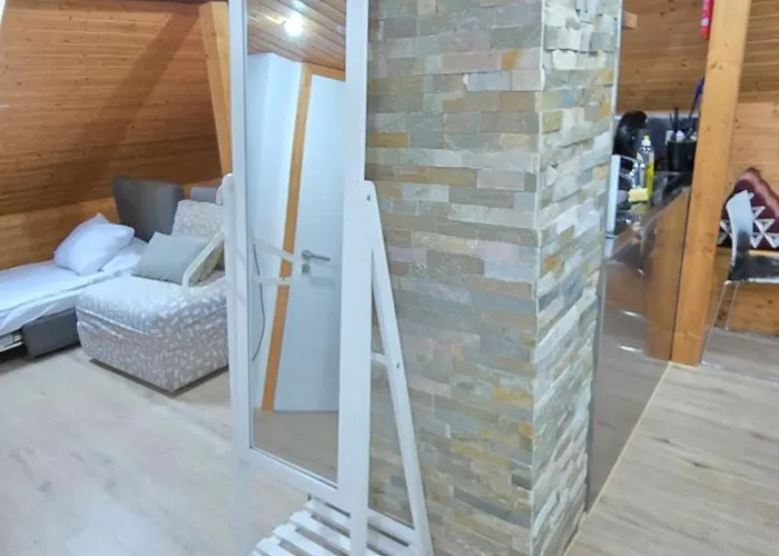 Attic Loft With Rooftop Terrace!